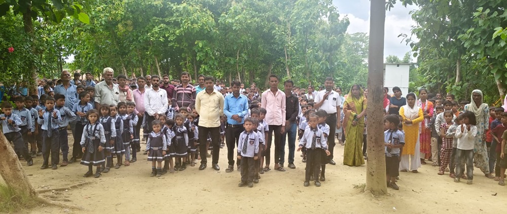 Banner : SAHARIYAN PUBLIC SCHOOL & SHIKSHA SEVA SANSTHAN